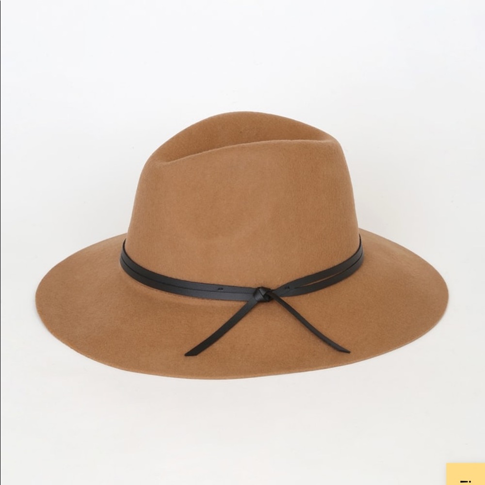Lulu’s Close To Home Taupe Hat